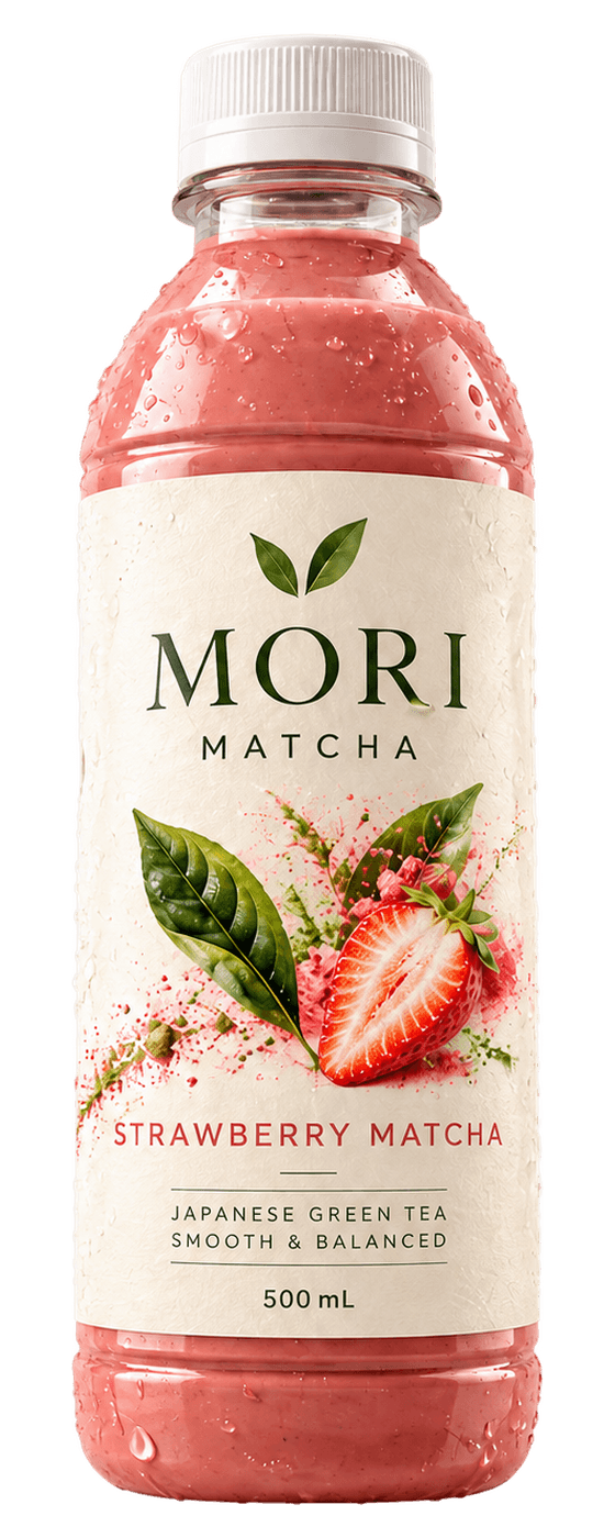 Bouteille MORI Strawberry Matcha, boisson rose fraise et étiquette crème illustrée d'une fraise coupée